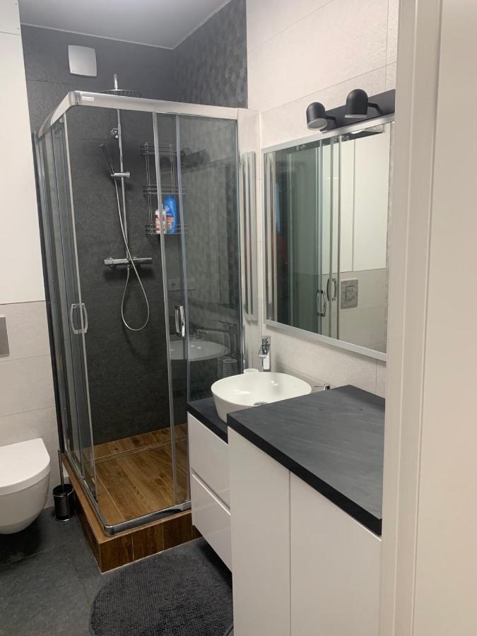 Nyvky Like Home - Fayna Town - Apt 398 Киев Екстериор снимка